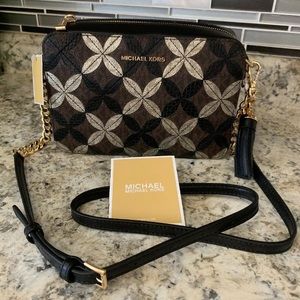 Michael Kors Crossbody MD Camera Bag Brown/blk/gol
